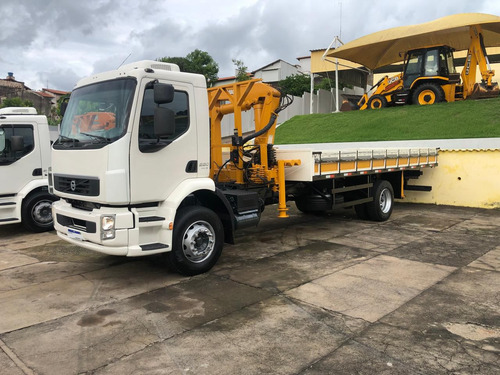 Caminhão Volvo Vm 220 2013 Munck Com Controle 15t