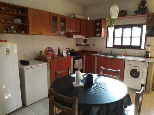 Imagen 2 de 9 de Casa En Venta En Ituzaingo Sur