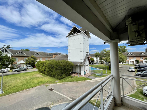 Venta Casa 6 Ambientes Amoblada En Barrio El Mirador, Hurlingham