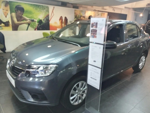 Imagen 2 de 12 de Renault Logan Life 1.6 - Centro Automotores