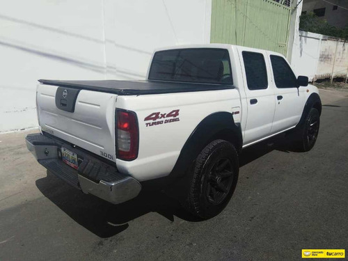 Nissan Frontier Doble Cabina 4x4