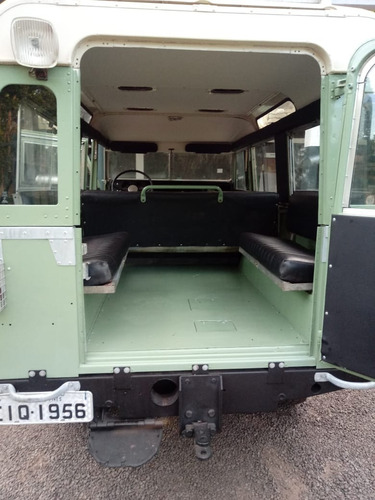 Imagem 2 de 12 de Land Rover Defender Serie 3