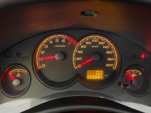 Imagen 12 de 13 de Chevrolet Classic 2016 1.4 Ls Abs Airbag
