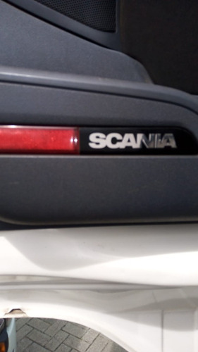 Scania R440 6x4 Automática