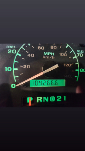 Ford F150 4x4 Cab 1/2 V8 351w. No Bronco