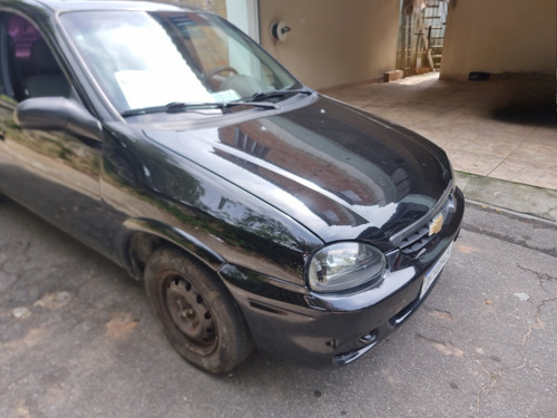 Chevrolet Corsa Classic 1.0 Life Flex Power 4p