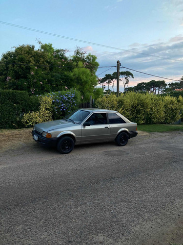 Ford Escort Gl 1.6