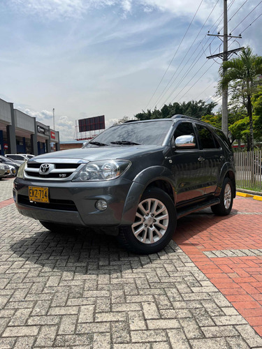 Toyota Fortuner 4.0 sr5 blindaje 2+