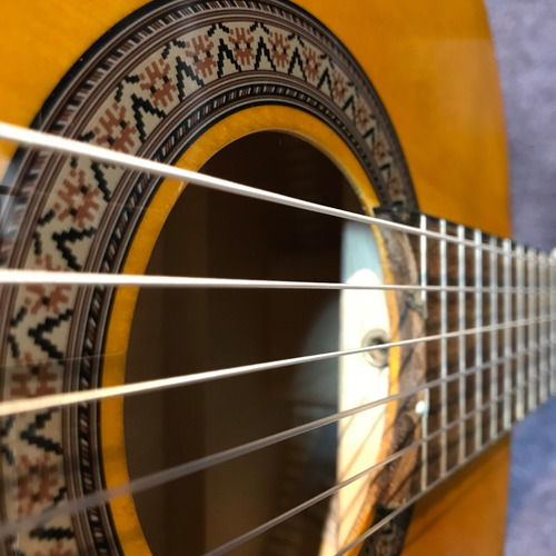 Guitarra criolla clásica Stagg SCL50 para diestros natural brillante
