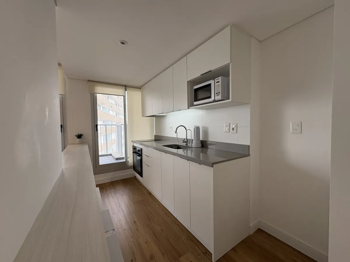 Alquile Apartamento De 2 Dormitorios Con Garaje En Distrito M Malvín · Foto 3