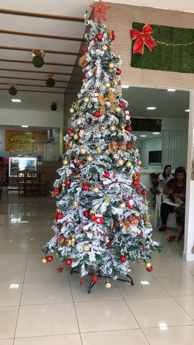 Árvore De Natal Nevada Com 2,70 Metros E 1200 Galhos Sua Base É De Ferro, Galhos Marcados Por Letras Fácil De Montar | Parcelamento sem juros Árvore De Natal Nevada Com 2,70 Metros E 1200 Galhos Sua Base É De Ferro, Galhos Marcados Por Letras Fácil De Montar | Parcelamento sem juros