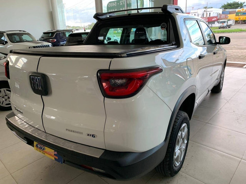 Imagem 4 de 8 de Fiat Toro 1.8 16v Evo Flex Freedom At6