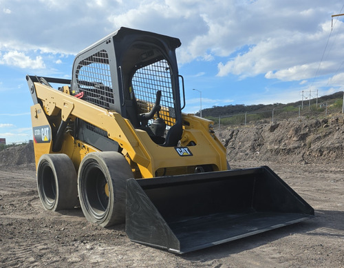 2018 Mini Cargador Caterpillar 272d2