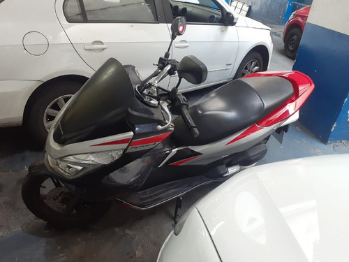 Imagem 6 de 9 de Honda Pcx Sport 150 , 32.800 Km Chave Reserva E Manual