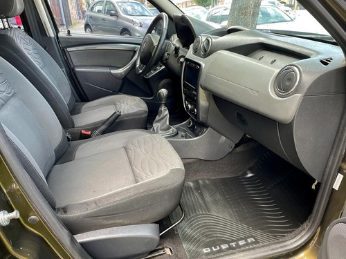 Imagen 9 de 11 de Renault Duster 2.0 N Tech Road 4x4 2014