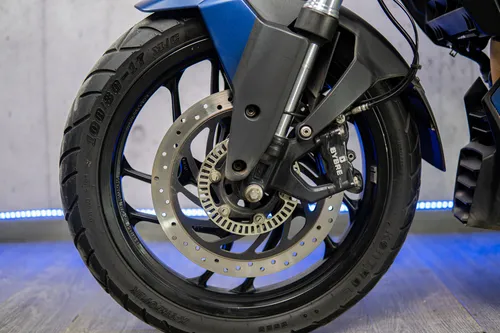 Bajaj Dominar 250 2023