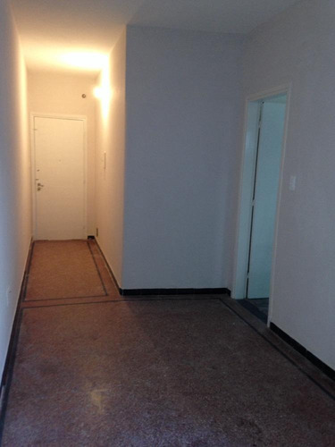 Imagen 3 de 6 de Renta Asegurada! Zona Muy Solicitada!