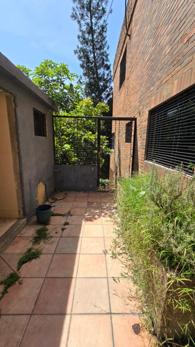 Casa En Venta En Conjunto Cerrado En El Parral (550ms)