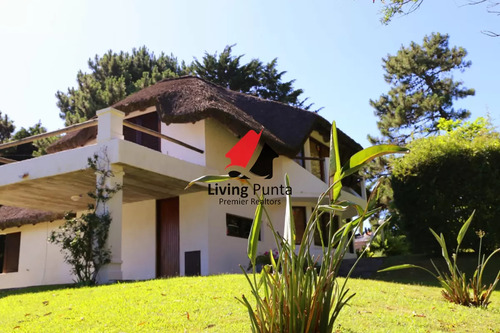 Casa En Venta En Brava A Escasos Metros Del Mar