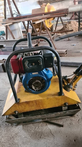 Imagen 3 de 6 de Rana Compactadora - Vibradora 400 Kilos.