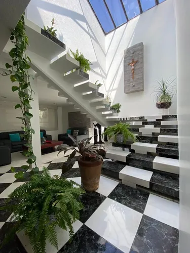 Bonita Y Espaciosa Casa En Venta