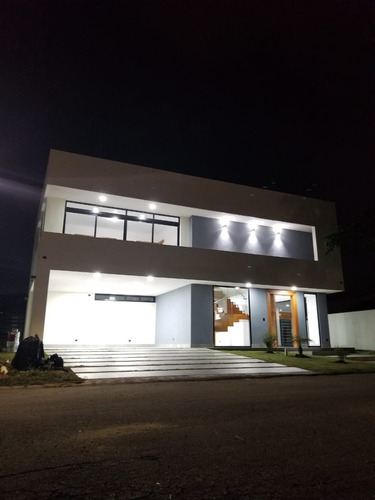 Imagen 6 de 11 de En El Residencial Los Samanes, Santiago; Se Encuentra Esta Casa Nueva, Moderna, Minimalista, Con La Elegancia Y Distinción Que Exige Su Entorno (jpa-214)