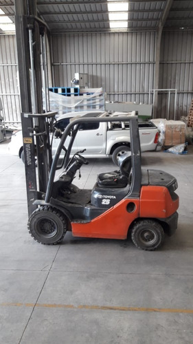 Autoelevador Toyota Serie 8