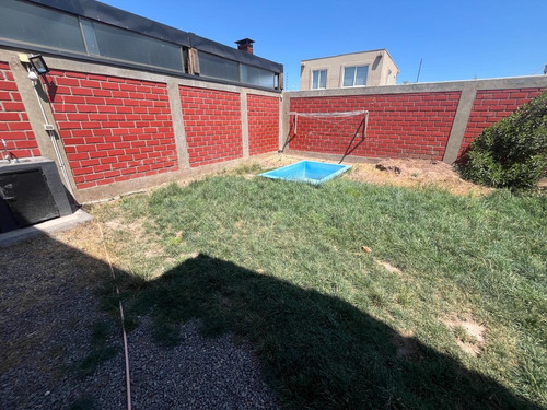 Casa En Terreno De 320 M2 En Laguna Del Sol, Padre Hurtado.