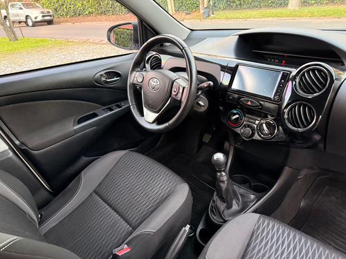 Toyota Etios 1.5 Xls
