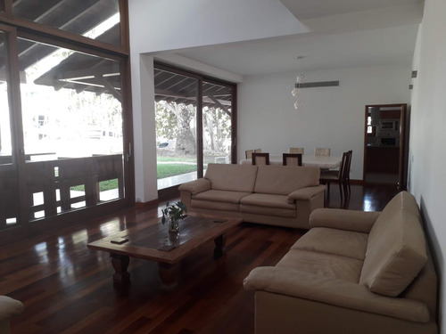 Villa Con Muelle En Alquiler,lecheria ,anzoategui