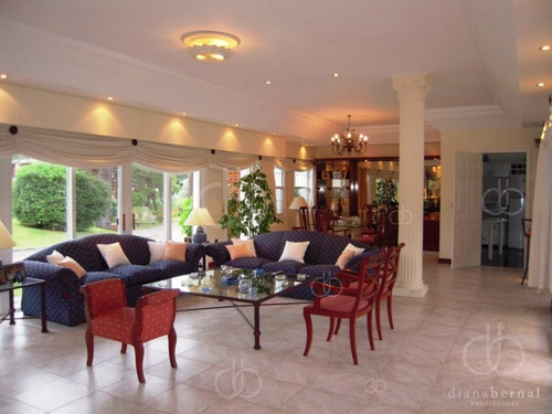 Imagen 2 de 30 de Casa En Cantegril, 4 Dormitorios *- Ref: 42851