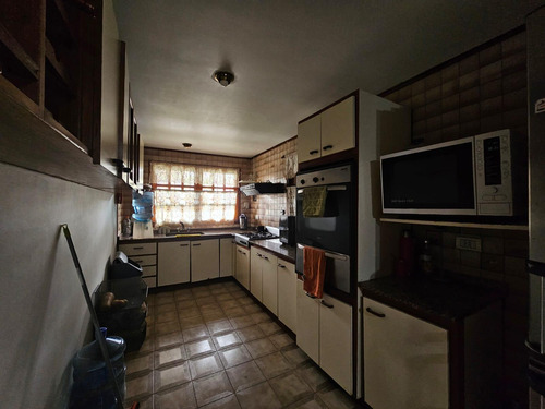 Casa En Venta 5 Ambientes En Ituzaingó Norte