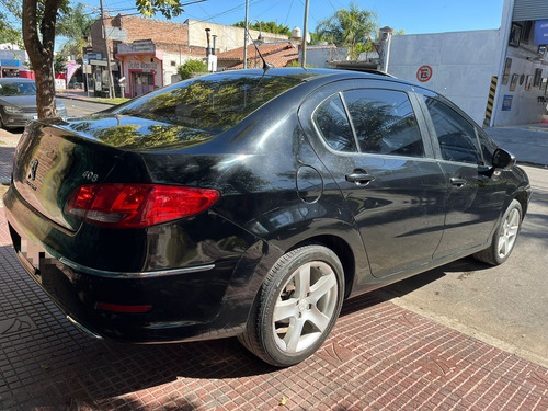 Peugeot 408 2.0 Feline 143cv