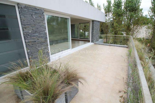 Venta Apartamento 3 Dormitorios Carrasco Muy Próximo Carrasco Lawn Tennis
