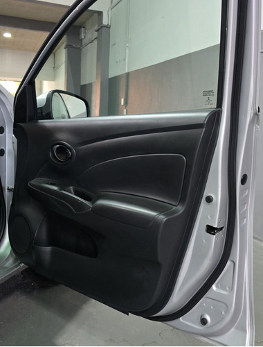 Nissan Versa 1.6 Exclusive At