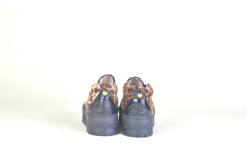 Imagen 5 de 5 de Zapatillas De Cuero De Mujer - Slip-on Lila - Ferraro