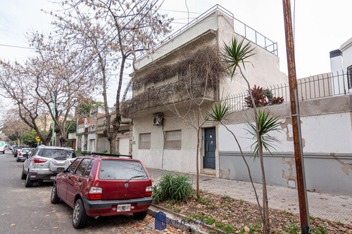 Ph En Planta Baja - Venta - Parque Chas - 3 Ambientes - Patio - S/expensas