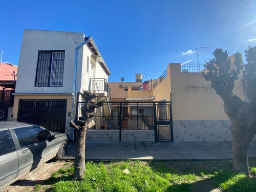 Casa En Venta En Gregorio De Laferrere