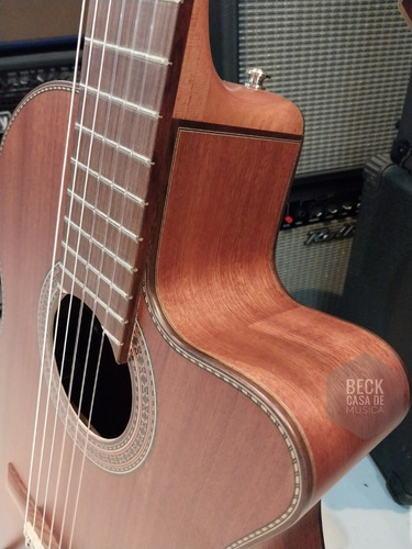 Imagen 7 de 10 de Guitarra De Concierto Con Corte La Alpujarra Mara Fixm