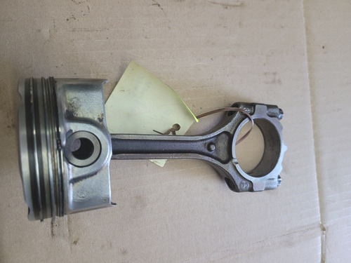 Piston Y Biela Kia Rio 1.6 Lts Piston 4 Medias Lunas (Usado)