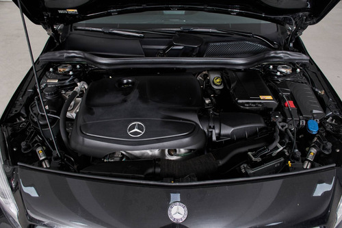 Imagen 9 de 15 de Mercedes Benz 2014 A 200 Blueefficiency Urban L/13