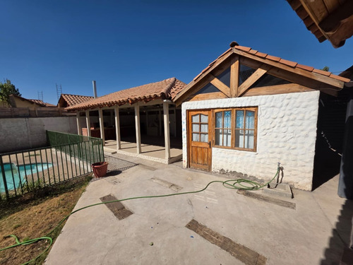 En Venta Casa En Rinconada De Los Andes Estilo Chilena 4h 3b