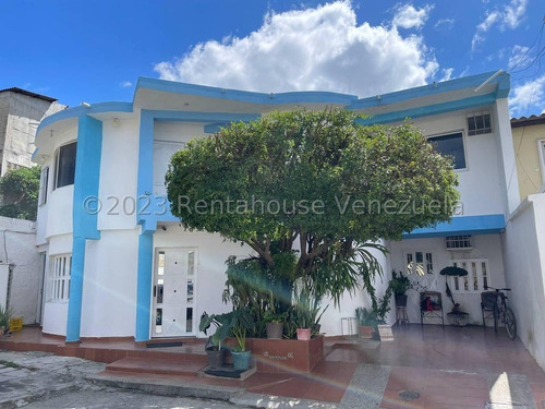 Casa En Venta En Urb. La Trinidad, Cagua. 24-12844. Lln