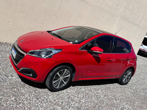 Peugeot 208 1.6 Feline