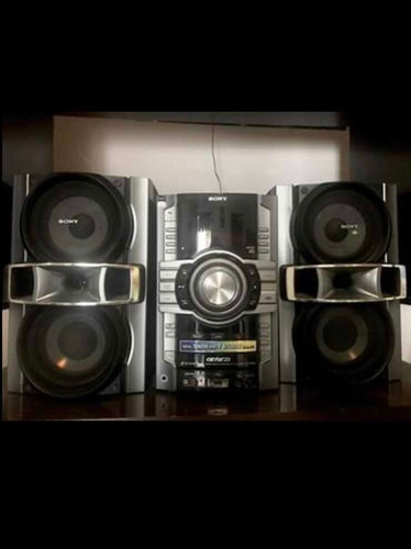 Imagen 2 de 4 de Equipo De Música Sony Modelo Mhc- Gt555