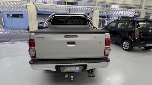 Toyota Hilux 2.7 SR 4X2 CD 16V FLEX 4P AUTOMÁTICO