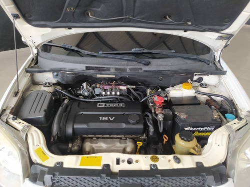 Imagen 8 de 10 de Chevrolet Aveo Lt