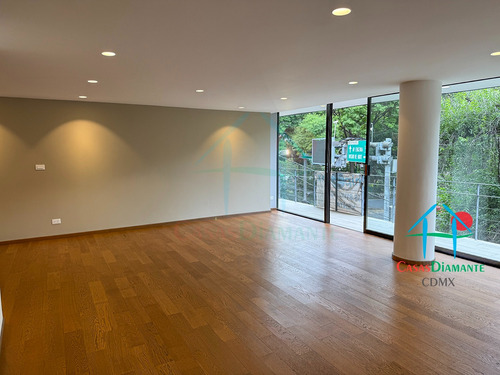 Mariscal Sucre A. Departamento Remodelado Con Terraza Y 3 Recámaras