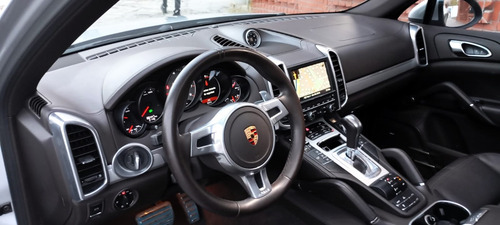 Cayenne S Hibrida