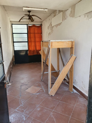 Bajó De Precio !!! Inmobiliaria Rias Altas Vende Hermosa Casa A Reciclar, A Media Cuadra De Garzón Con Muchas Comodidades + Apartamento